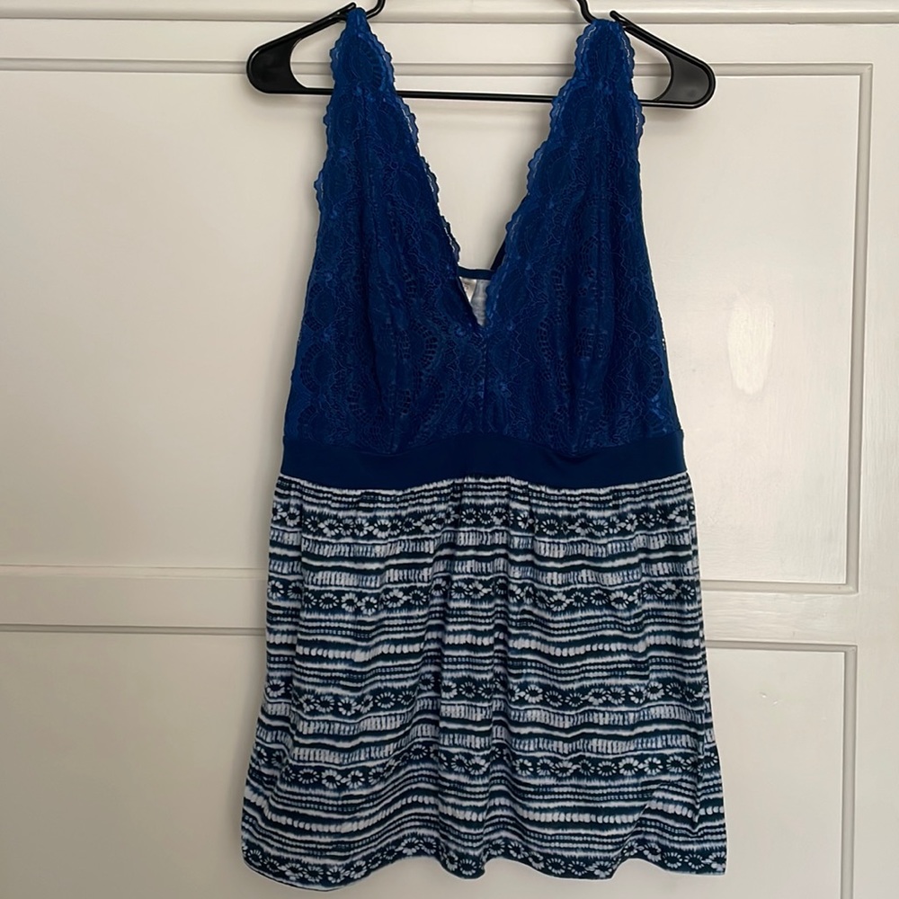 Great condition sexy sleep top